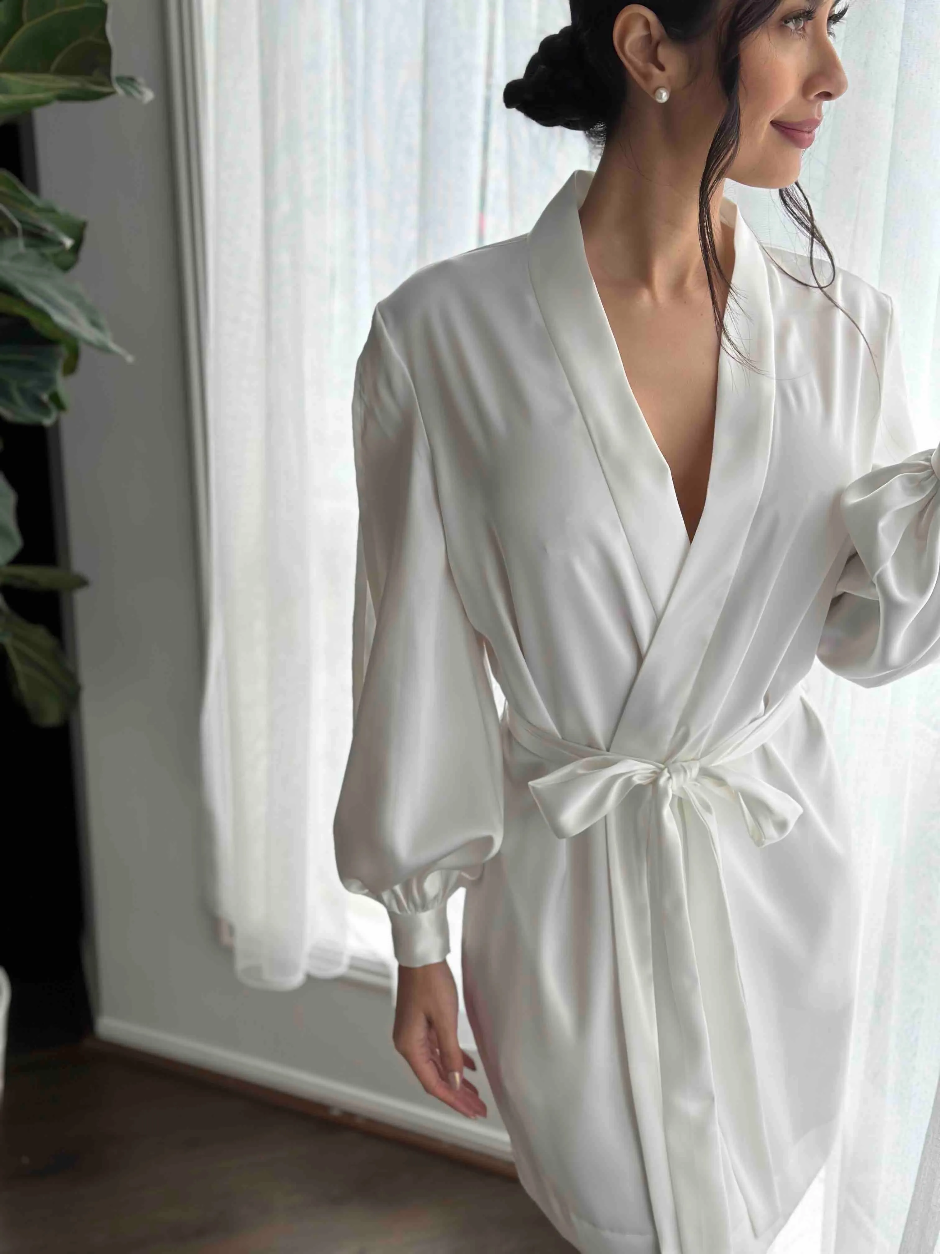 Lauren Short Slit Sleeve Robe