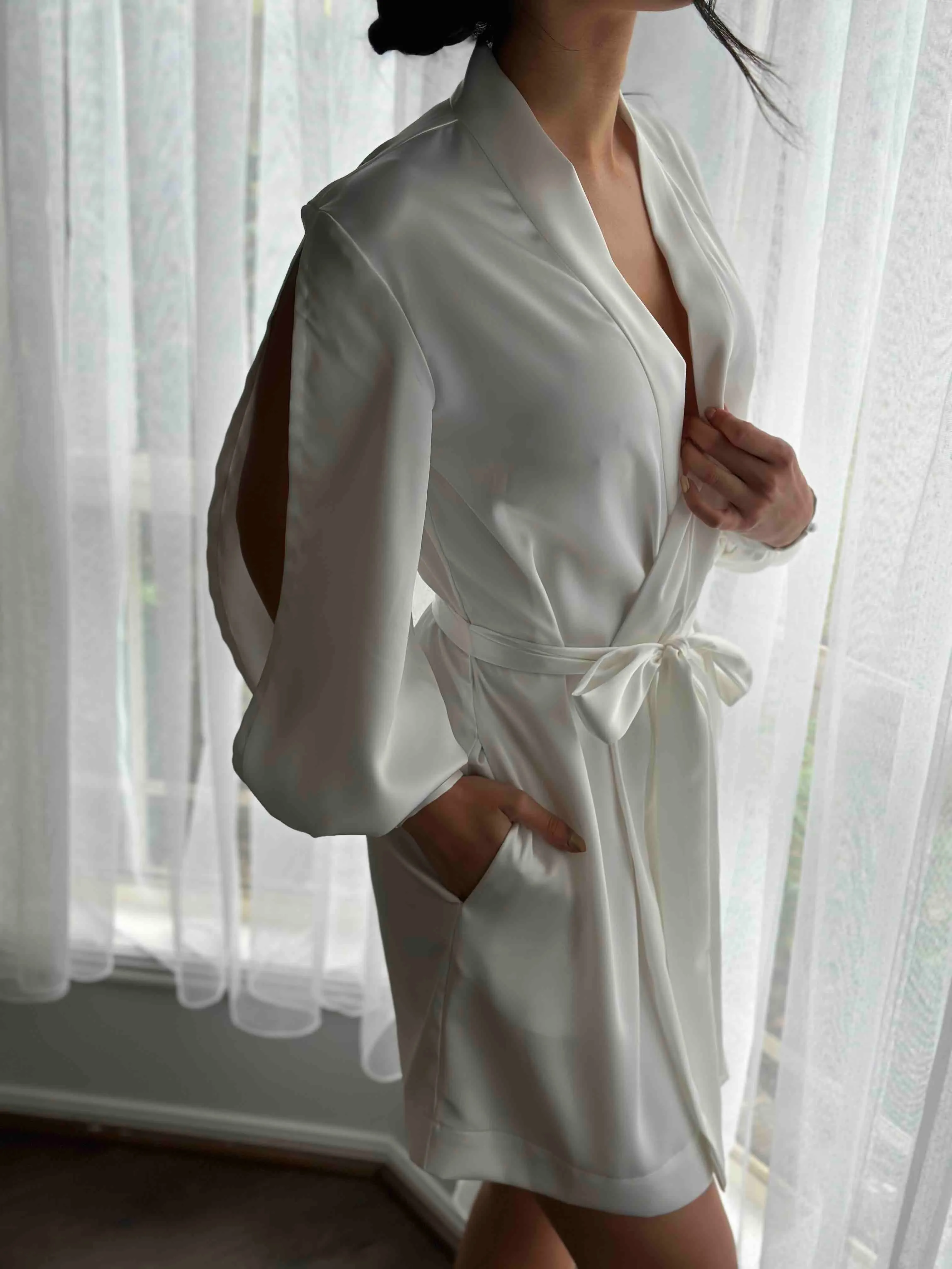 Lauren Short Slit Sleeve Robe