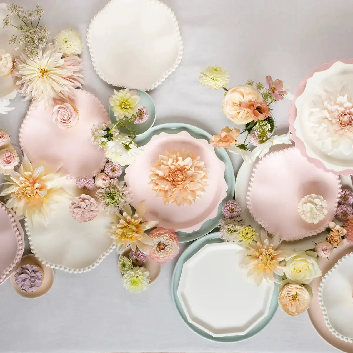 Pink Decorative Edge Compostable Dinner Plates (x 8)